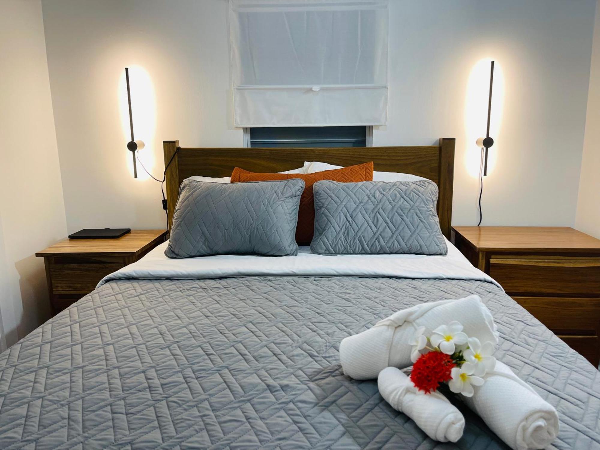 Alux House Hotel Placencia Bagian luar foto